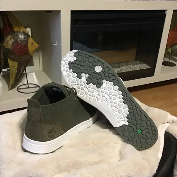 TIMBERLAND David Square Chukka Boots/Sneakers - Picture 5 of 9